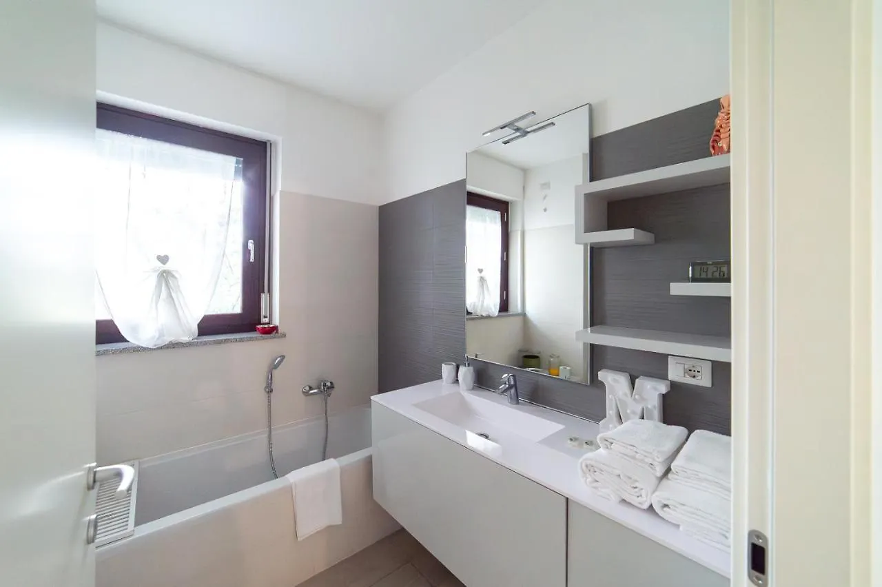 Hbhall Milano Green Apartment 9  Milan