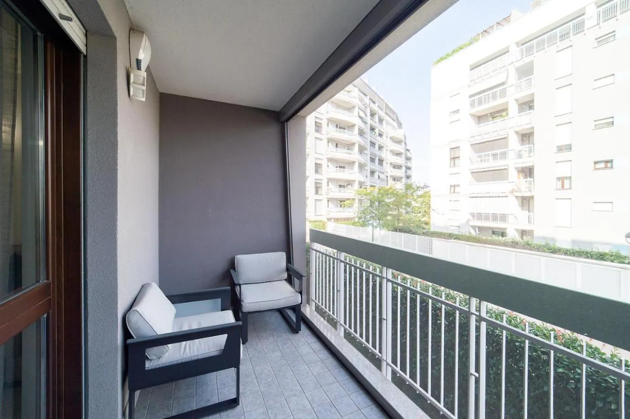 Hbhall Milano Green Apartment 9 Italy